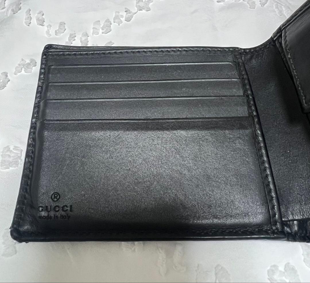 グ*ん様 GUCCI .•二つ折り財布.•スネーク柄.•箱.•保存袋付き