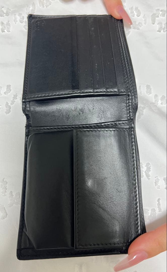 グ*ん様 GUCCI .•二つ折り財布.•スネーク柄.•箱.•保存袋付き