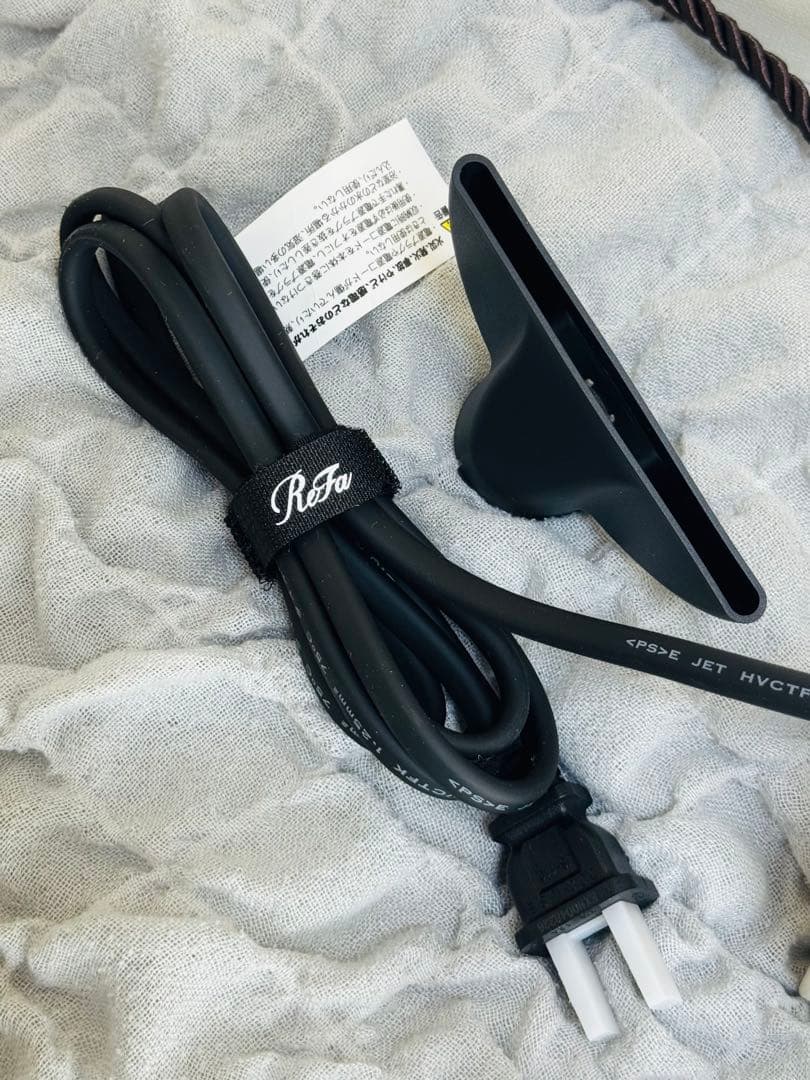 【超美品/ほぼ新品】リファビューテックドライヤースマートダブル　ブラック