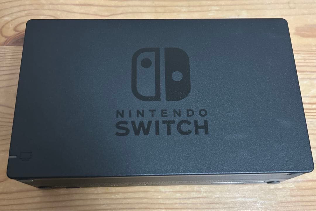 Nintendo Switchバッテリー強化版 ネオンブルー・ネオンレッド