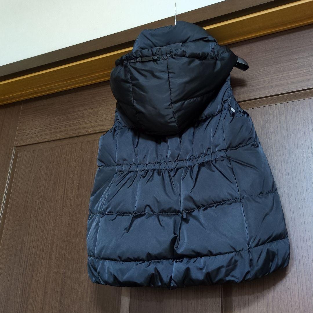 アマカ　ダウンベスト　ふわふわ暖かい
