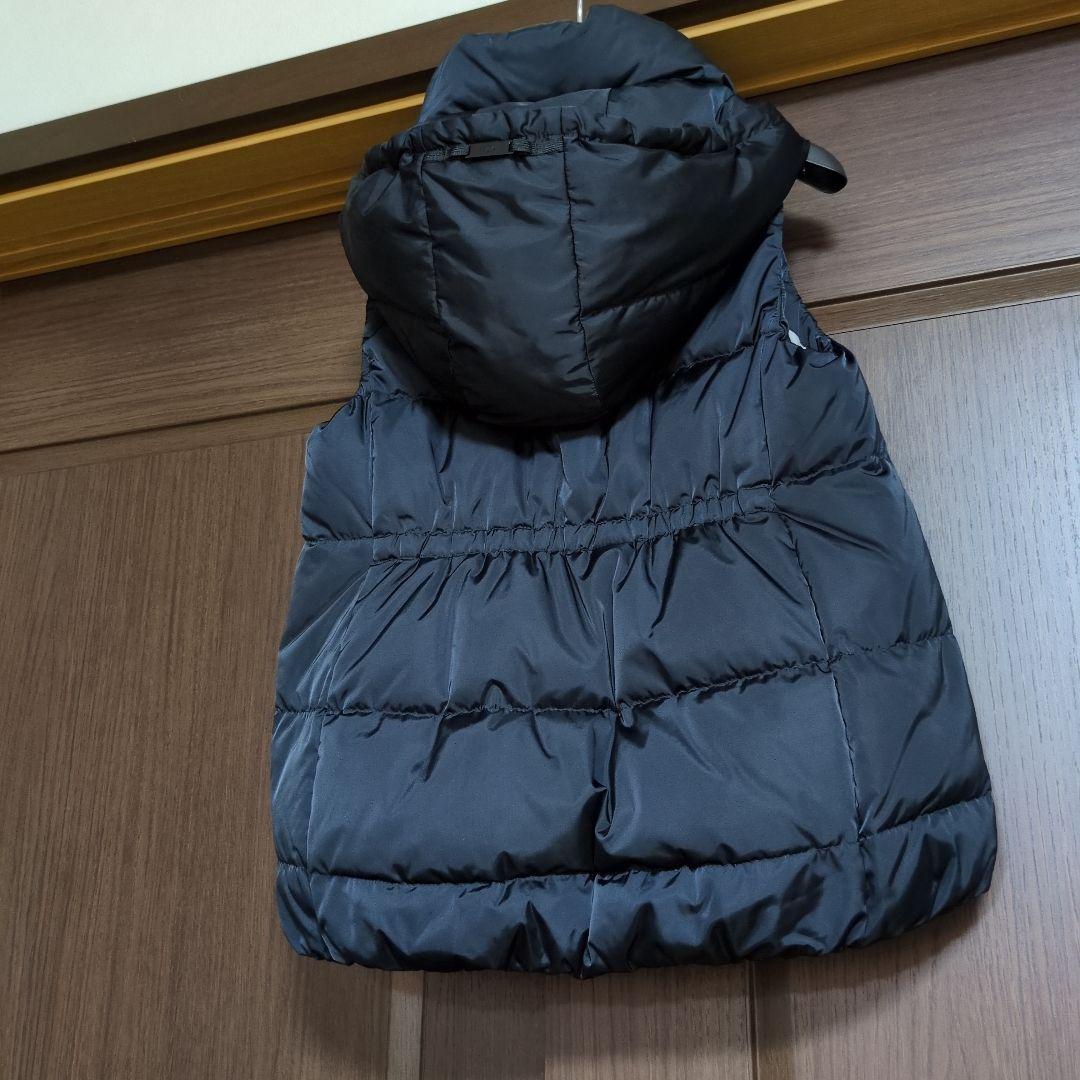 アマカ　ダウンベスト　ふわふわ暖かい