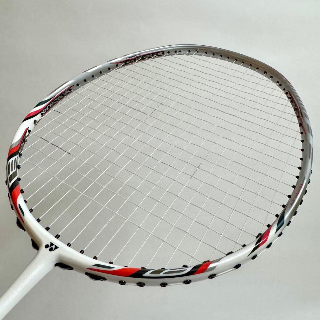 YONEX NANORAY ナノレイ 700FX 4UG5