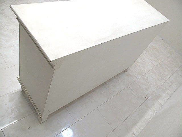 展示品　フレンチシャビー ホワイトペイント サイドボード 　リビングボード