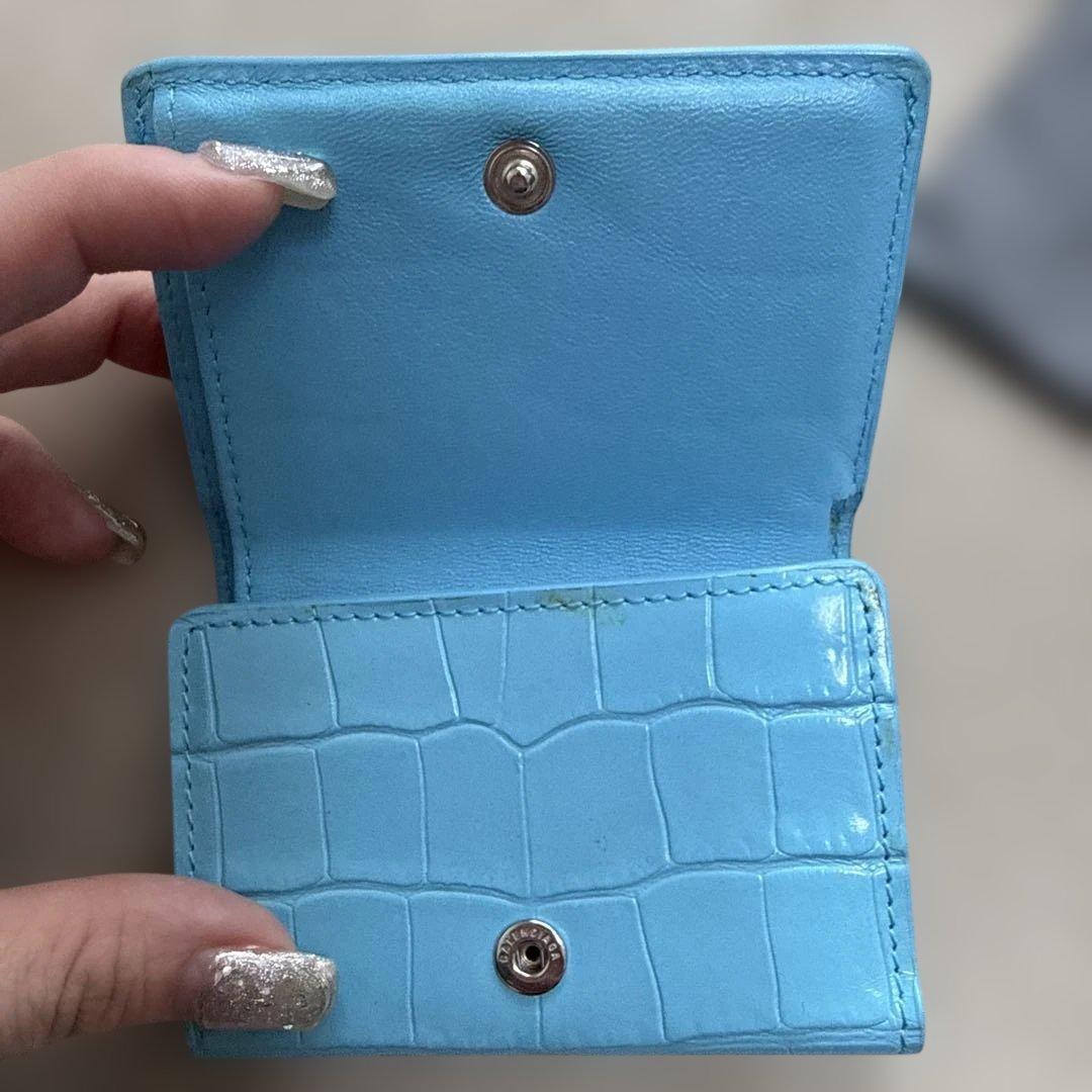 BALENCIAGA 水色 三つ折り財布　型押しクロコ　水色