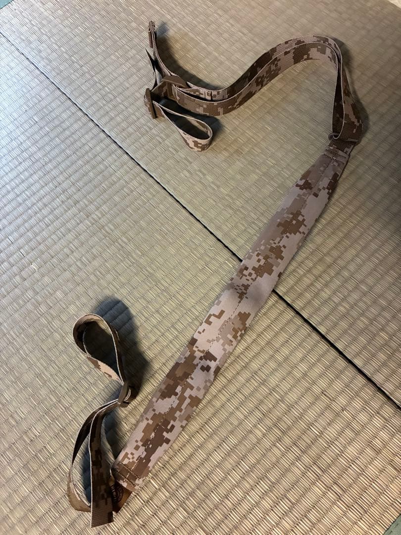 実物GBRS Group Second Best Sling Desert