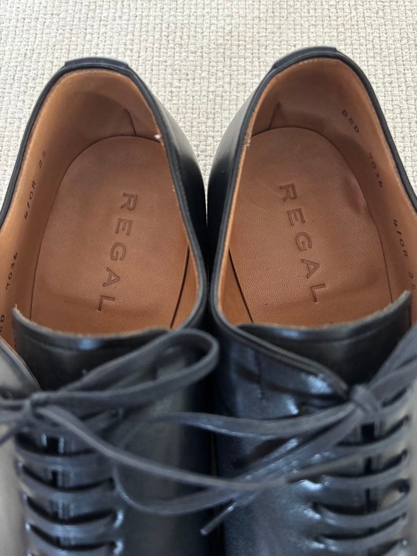 ☆2回使用のみ☆ REGAL ホールカット　ビジネスシューズ