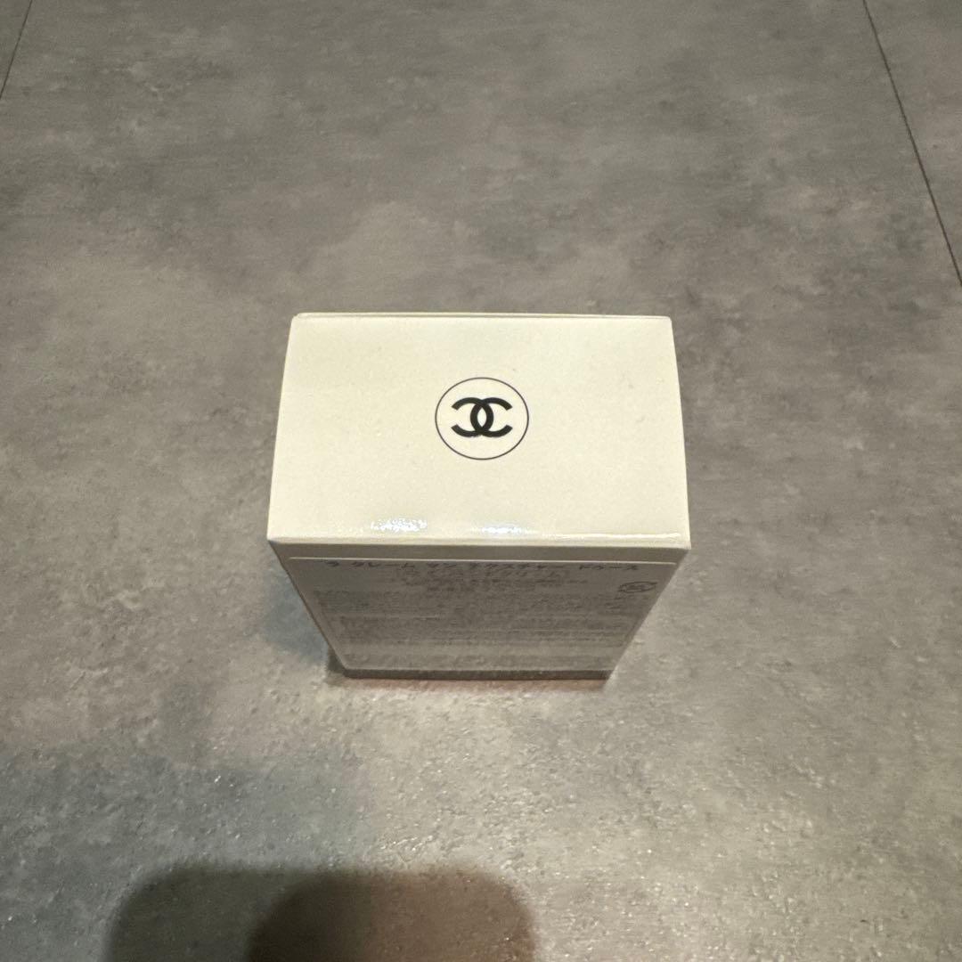 【新品未使用】 CHANEL クリスマスコフレ2024 エッセンシャルケアセット