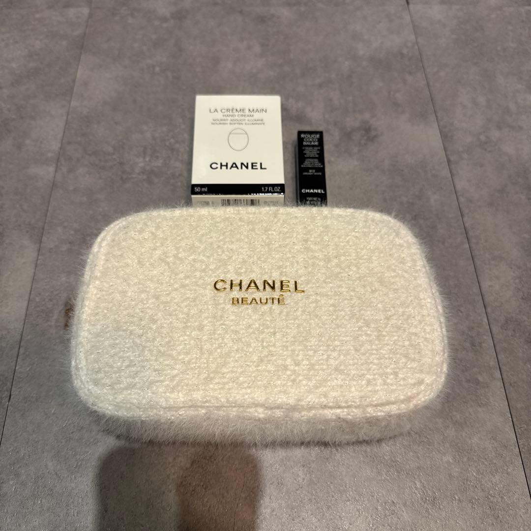 【新品未使用】 CHANEL クリスマスコフレ2024 エッセンシャルケアセット