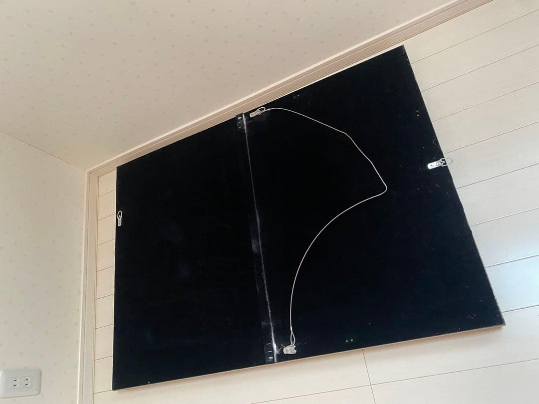 掛けれる全身姿鏡 約77cm×106cm【縁フレーム付き】【裏面金具4点付き】