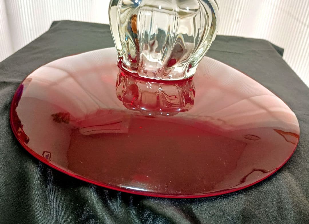 希少　アンティーク　ビンテージ　赤　レッドカラーガラス大皿　昭和レトロ