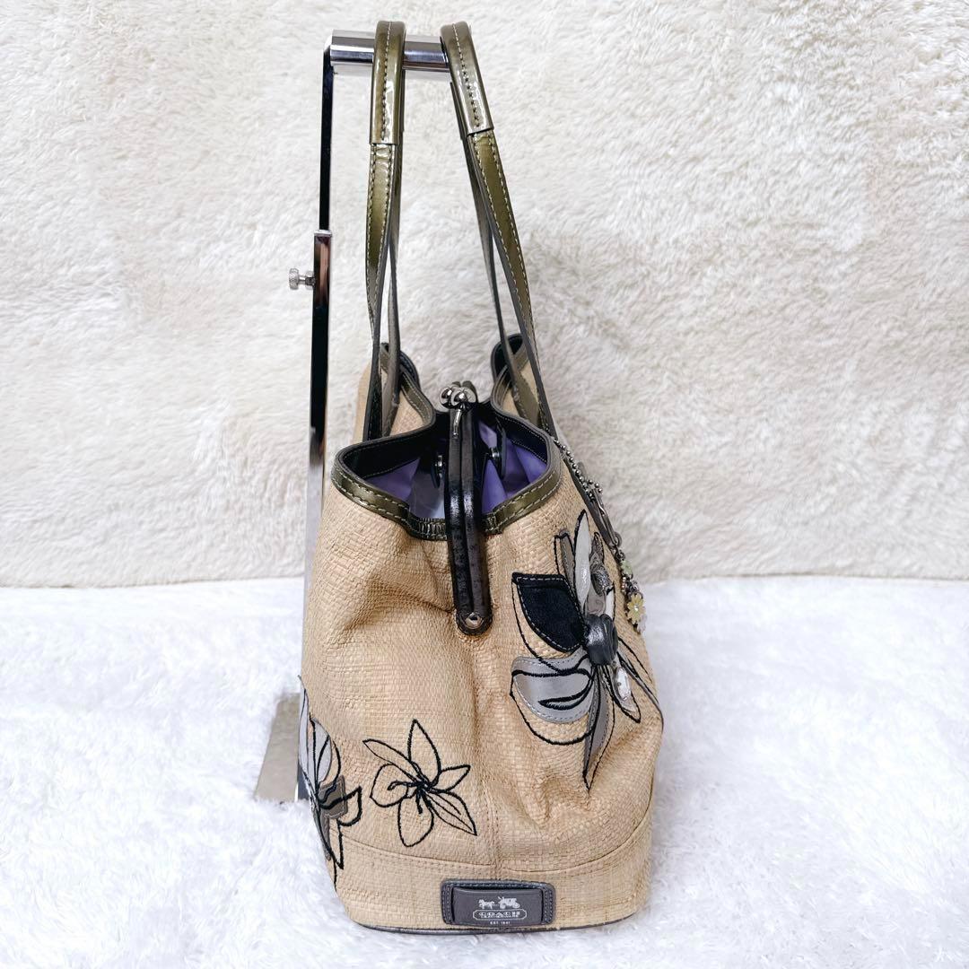 バッグ COACH Hamptons Flower Straw Kisslock Bag