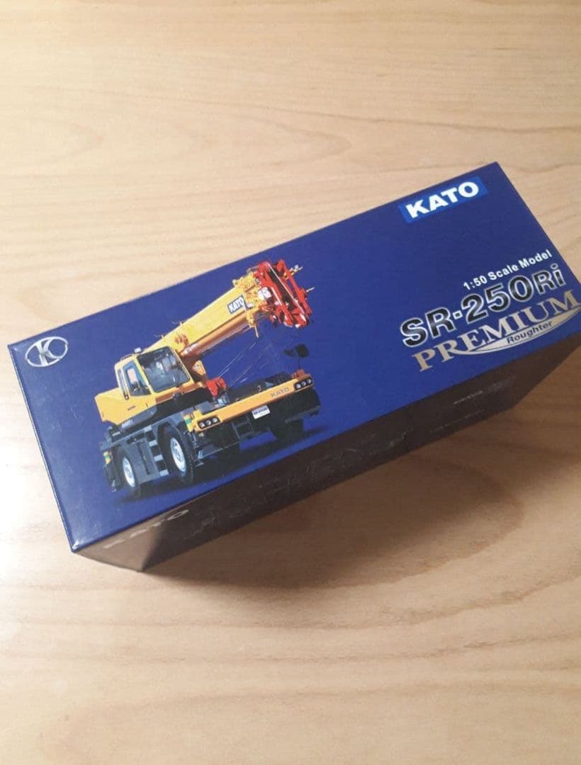 ミニカー KATO SR250Ri ROUGHTER 1:50 Scale Model