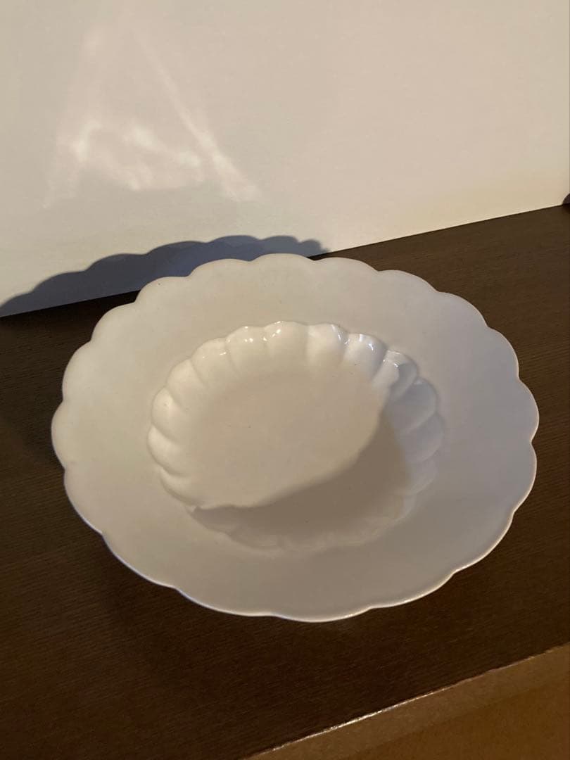 安藤雅信　イタリア輪花スープ皿 M　乳白艶釉