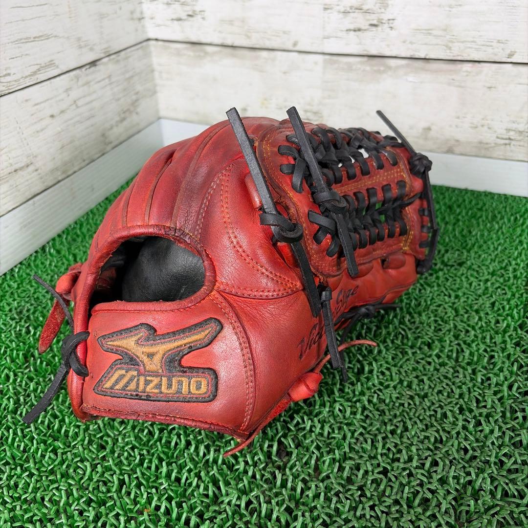 ミズノ　ビクトリーステージ 軟式　内野