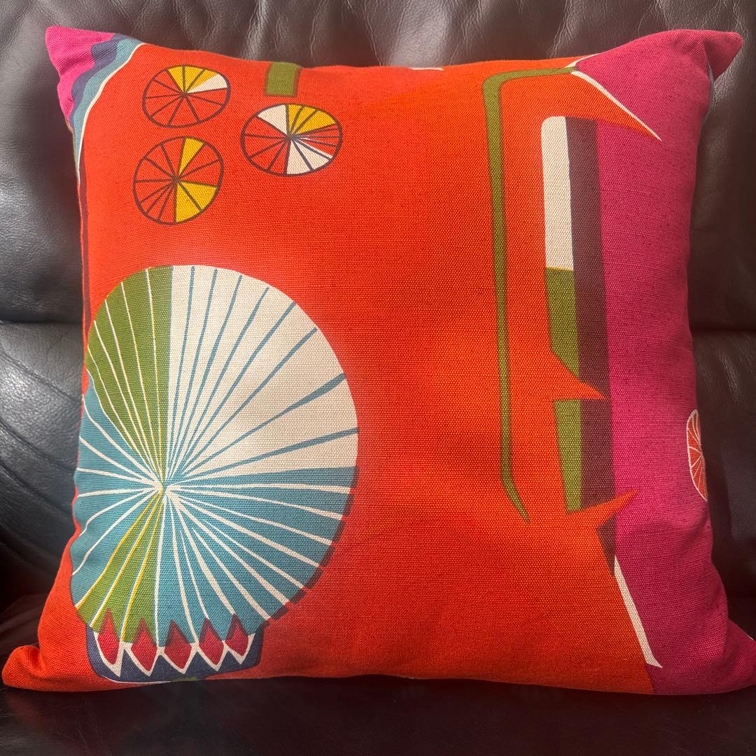 ヨブス（jobs）クッション　2つ