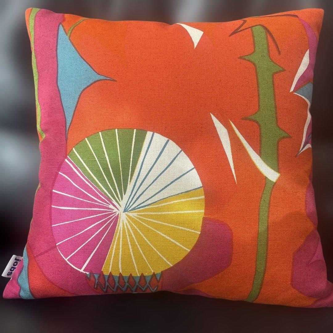 ヨブス（jobs）クッション　2つ