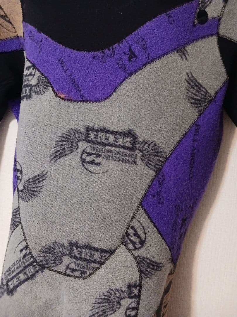 Billabong　セミドライ　裏起毛　5×３ミリ　K