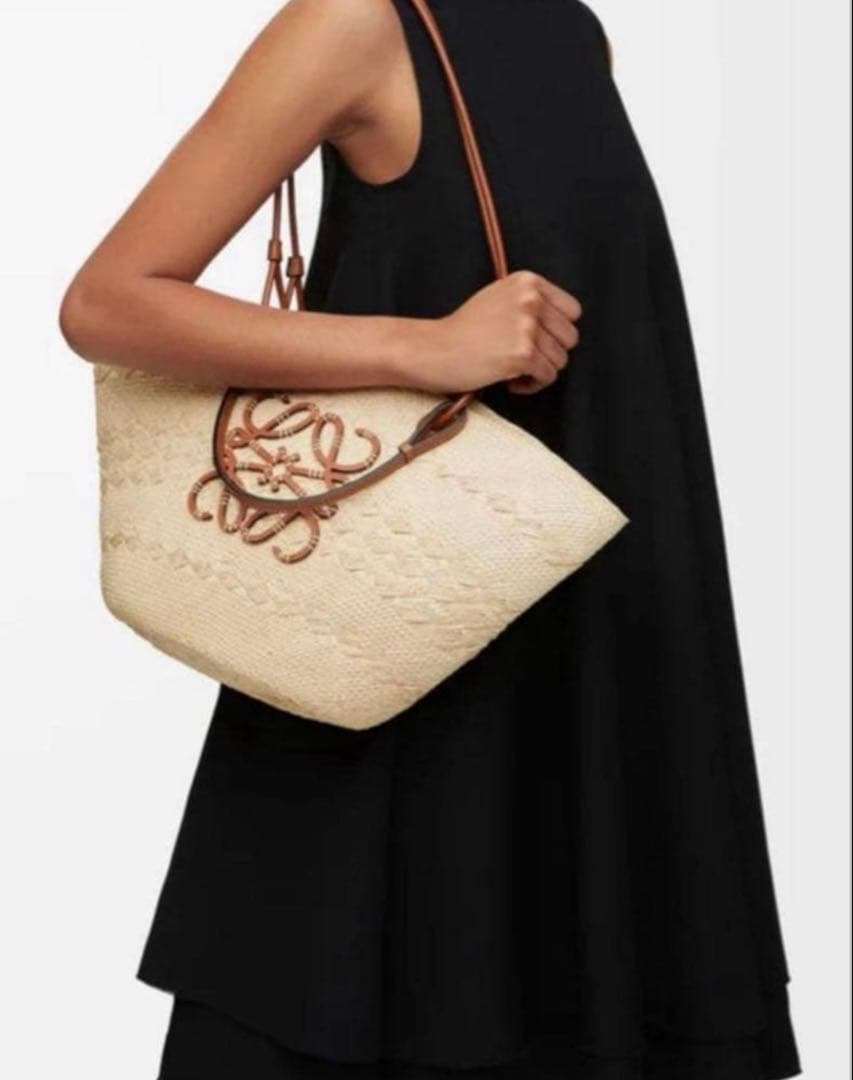 【エマ】LOEWE / ロエベ アナグラムバスケットバッグ　ミディアム