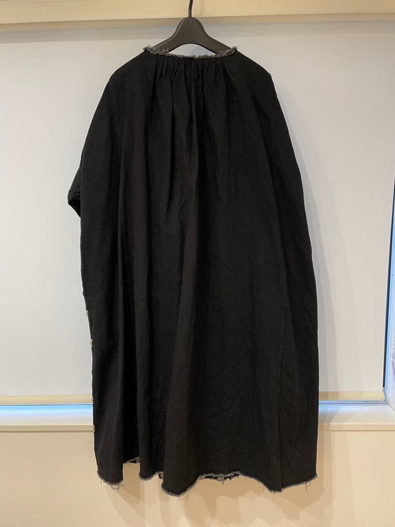 本日価格！45R ku•ra•shi カットワーク刺繍コート