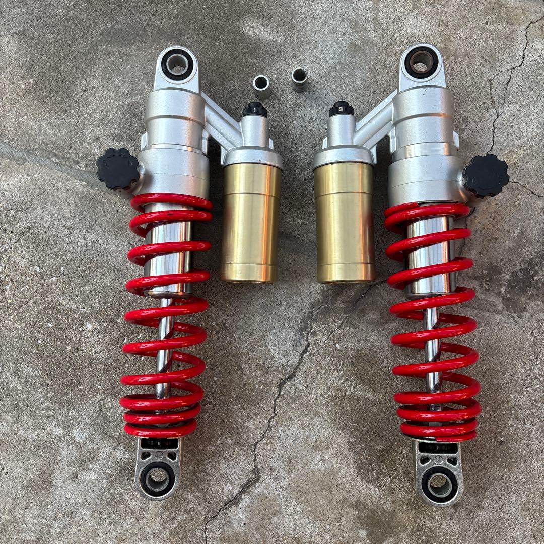 GSX1400純正リヤショック　オイル漏れ無し