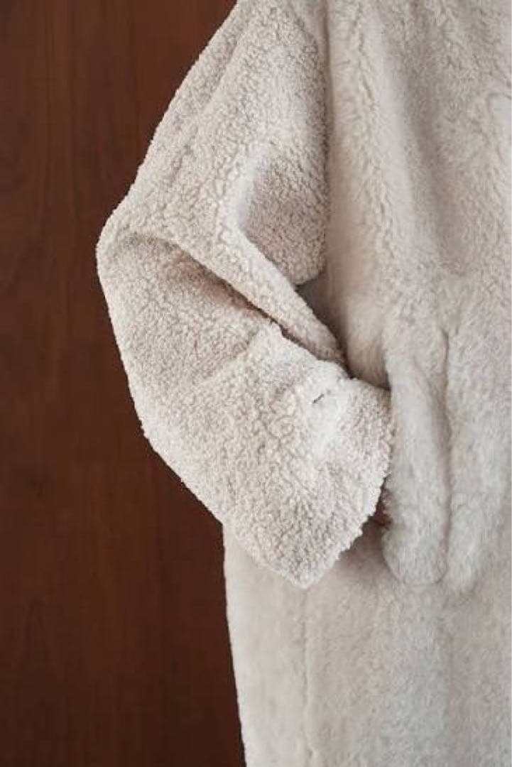 ジャケット・アウター CLANE MIX FUR COCOON COAT