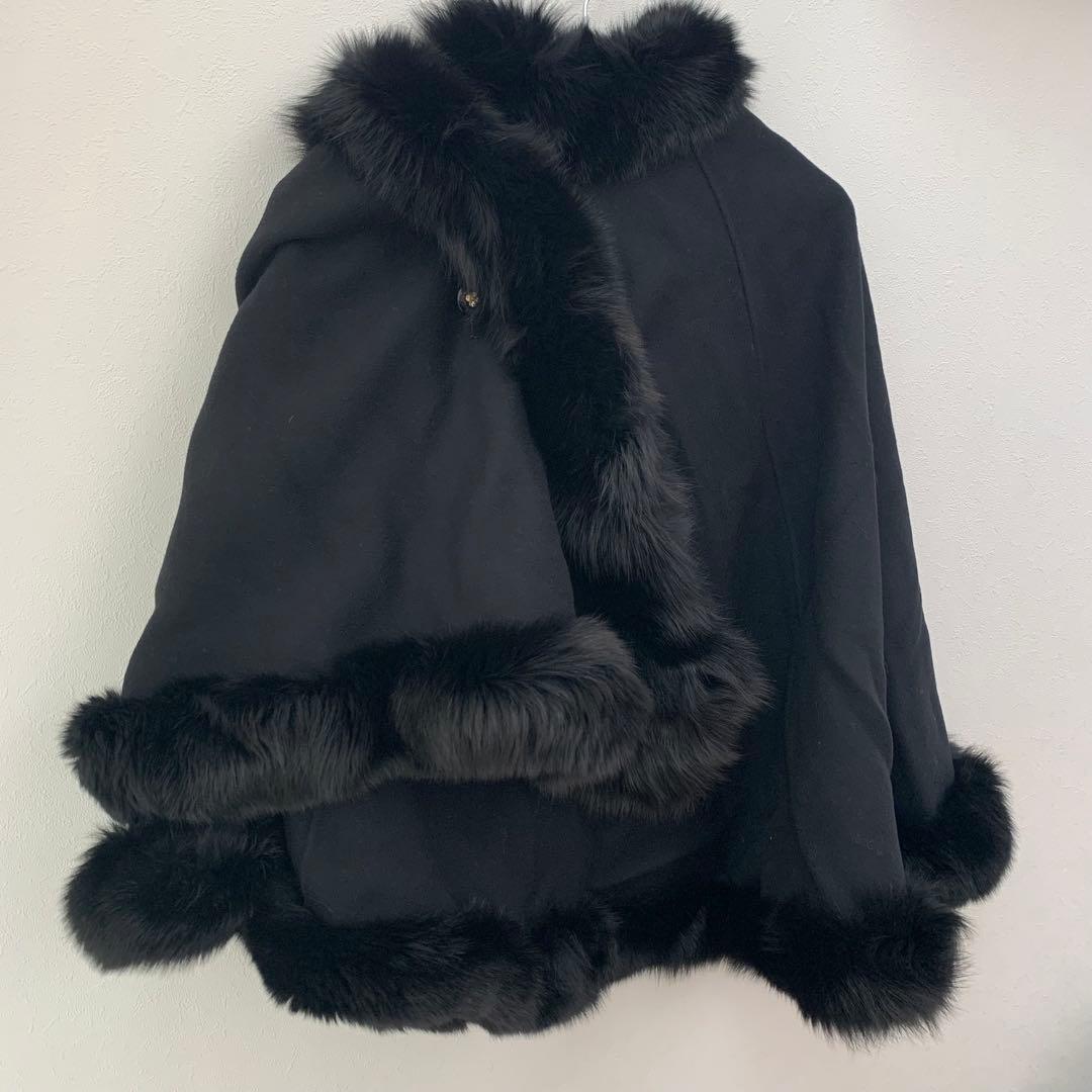 美品⭐︎vivreビブレ　黒　カシミヤ　ケープ　フォックスファー付　ポンチョコート