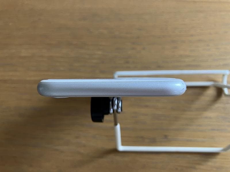 iphone8 シルバー 64GB