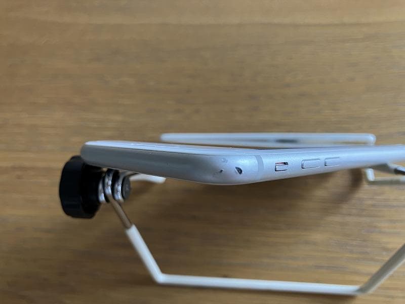 iphone8 シルバー 64GB