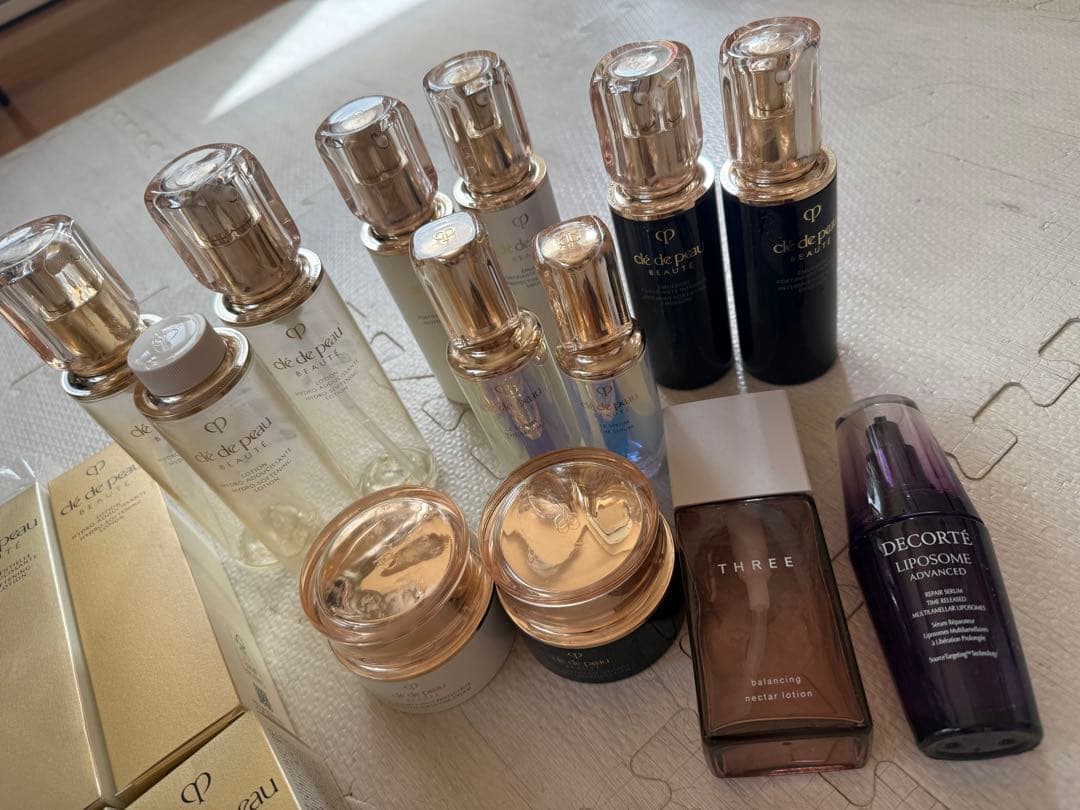 clé de peau 【空容器　空箱】