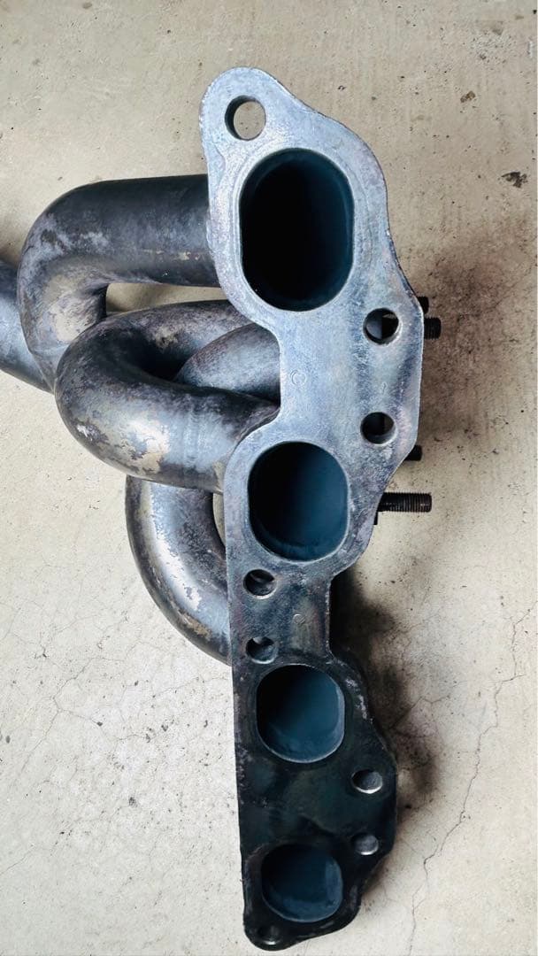 sr20 エキゾーストマニホールド