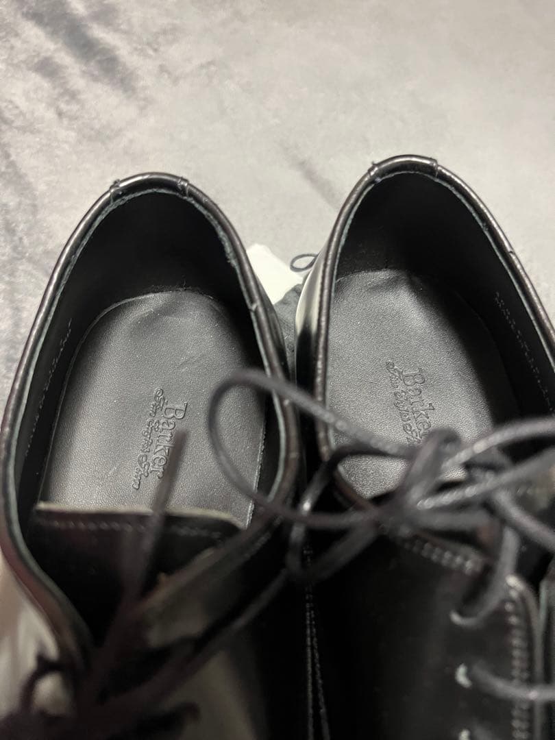 「使用なし」Barker Uチップ 黒　UK7 F