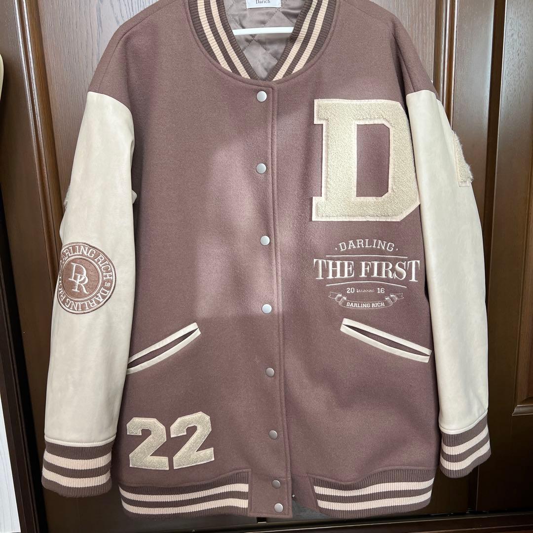 ダーリッチ　ブラウンスタジャン