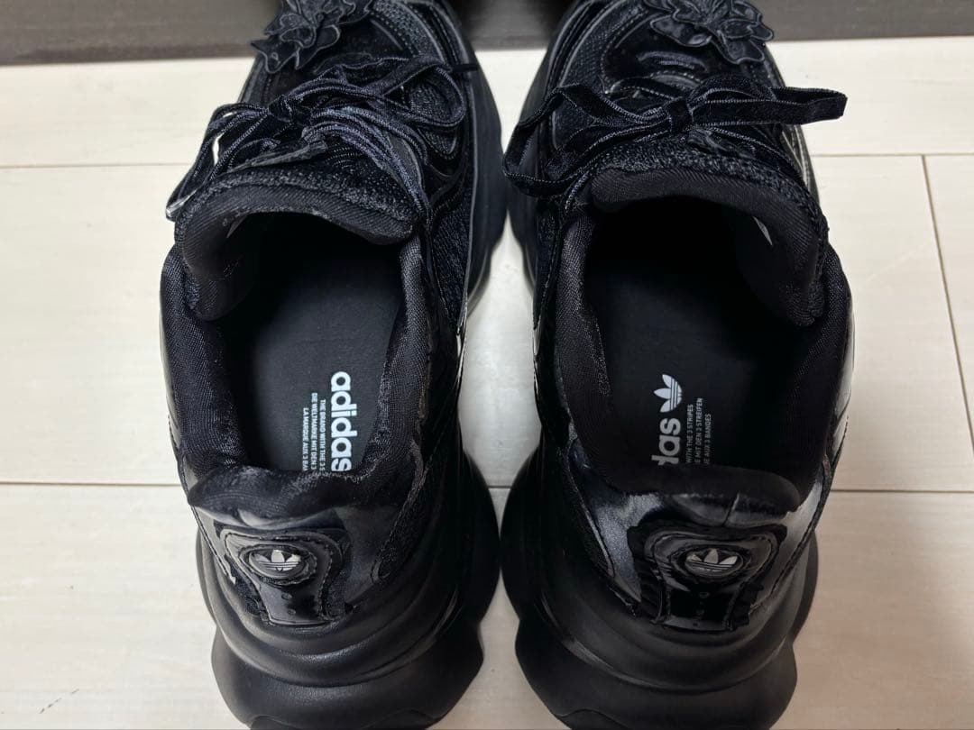 OZVENUZ W /アディダスヴィーナス