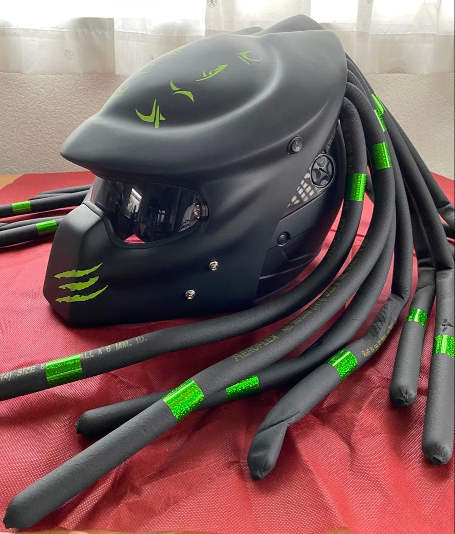 プレデター　フルフェイス　ヘルメット