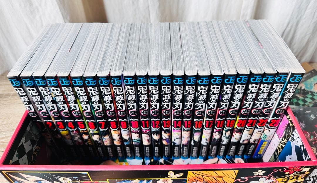 鬼滅の刃 全巻セット 零巻 公式ファンブック２冊 外伝 収納ボックス　特製しおり