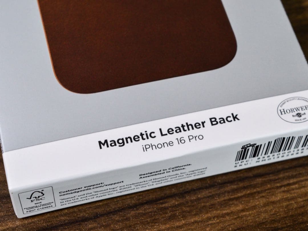 iPhoneアクセサリー NOMAD Magnetic Leather Back iPhone16pro