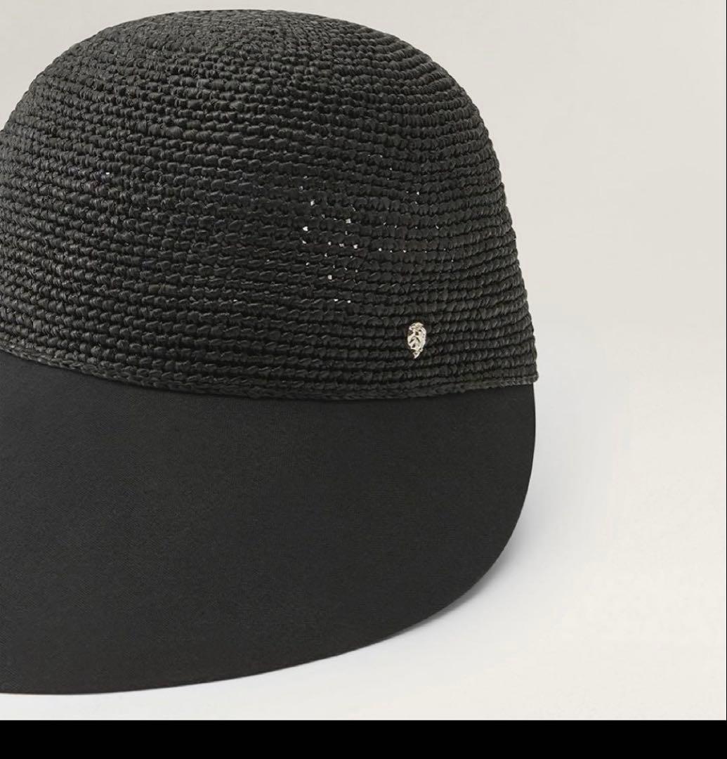 ヘレンカミンスキーBlaise サンハット　チャコール/ブラック