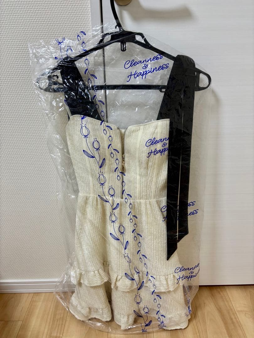 an Sサイズ フロントジップ Aライン ミニドレス