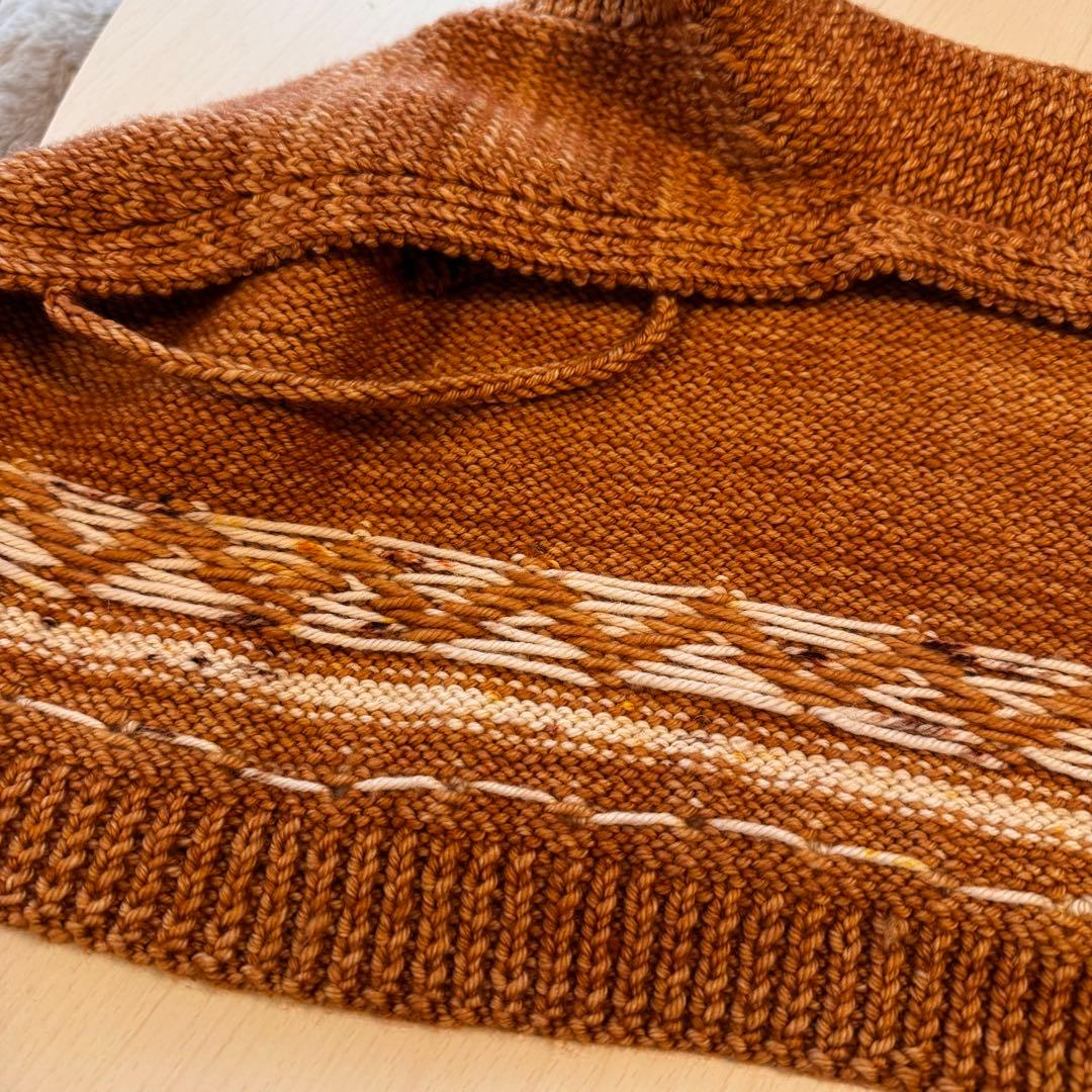 misha and puff毛糸使用　ベスト　zigzag　ハンドメイド