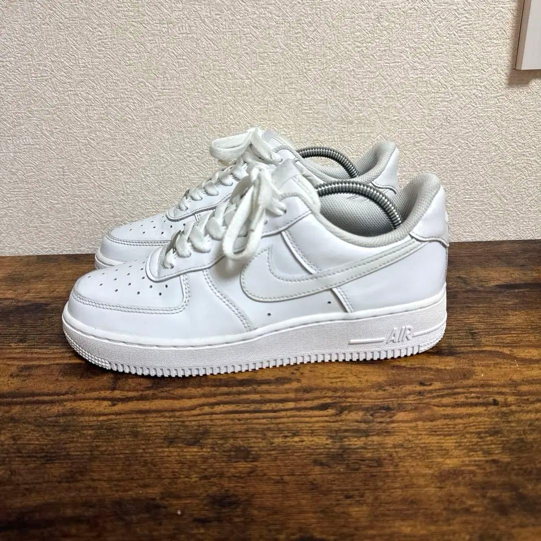 NIKE ナイキエアフォース1 白　25cm
