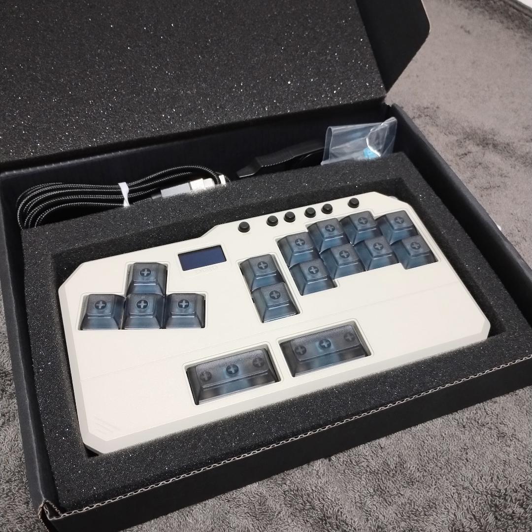 DOIO メタル天板・レバーレスコントローラー・静音カスタム・PS4／PS5対応