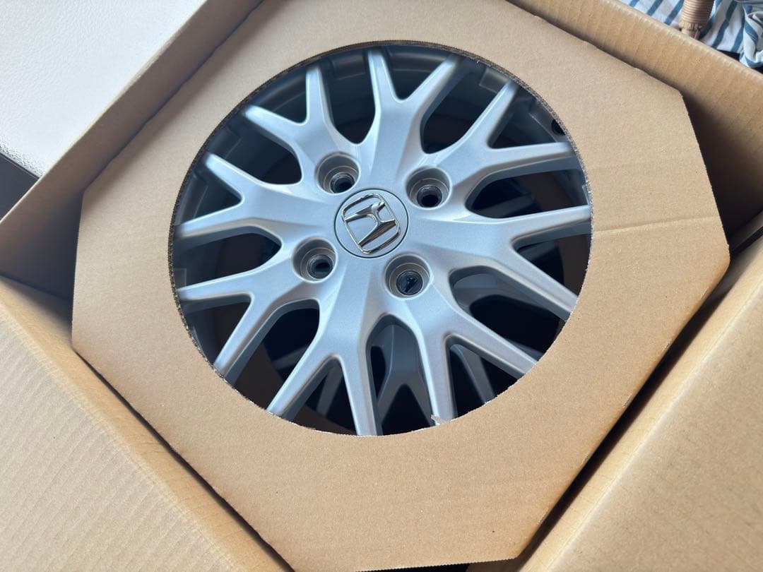 ホンダ 15インチ 純正ホイール　N-BOX