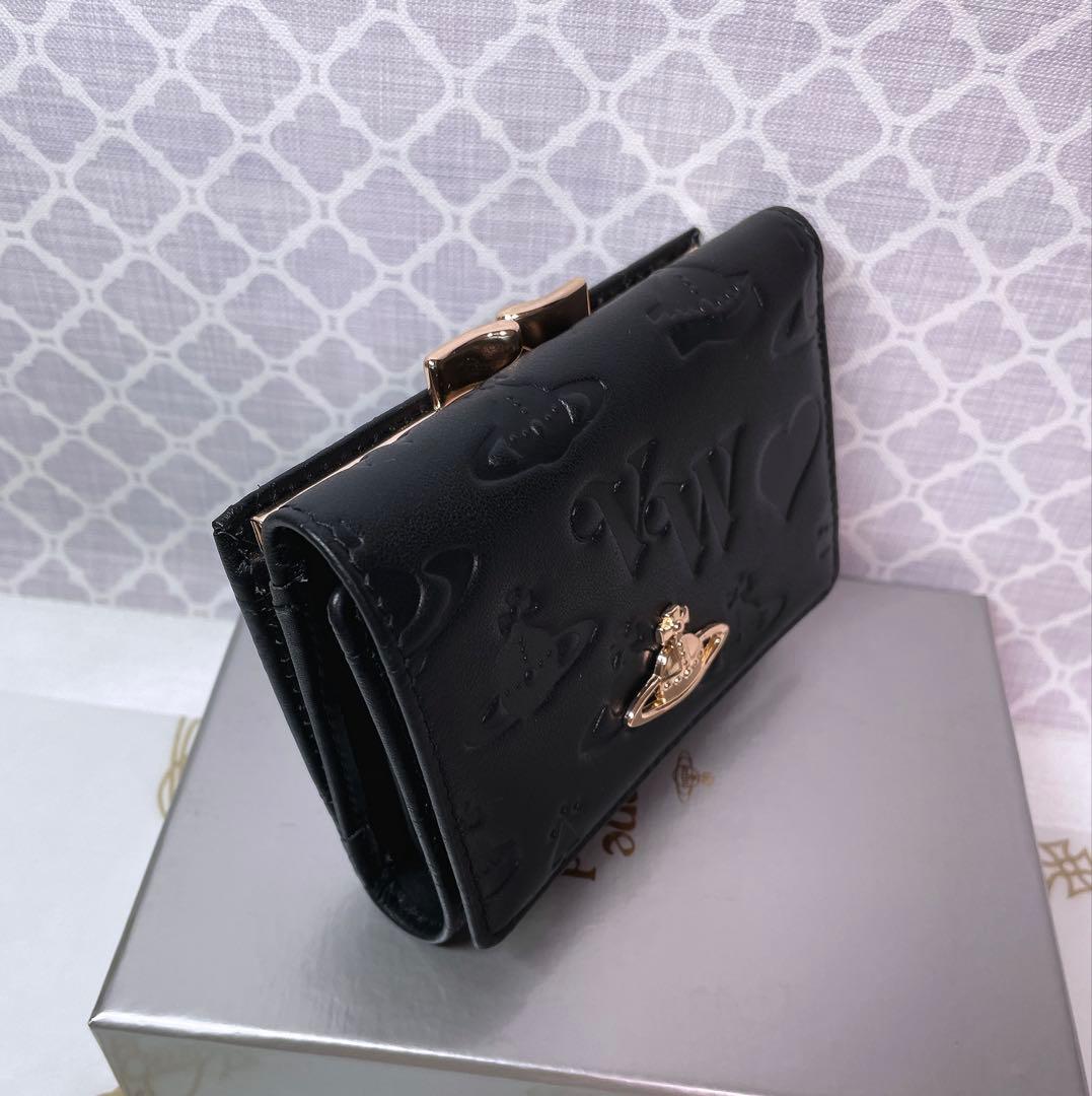 【最新❤︎新品】ヴィヴィアン・ウエストウッド　三折財布 ブラック マット