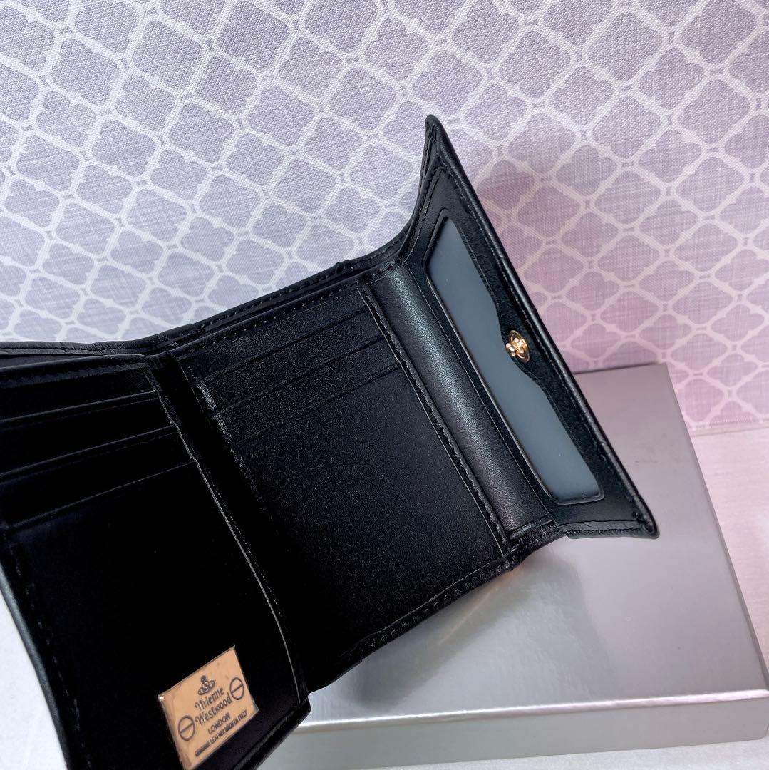 【最新❤︎新品】ヴィヴィアン・ウエストウッド　三折財布 ブラック マット