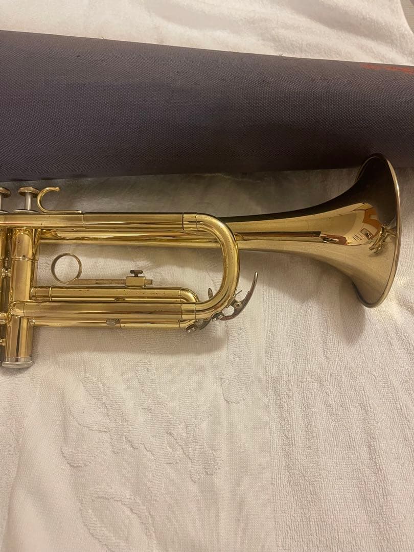 トランペットYAMAHA YTR235