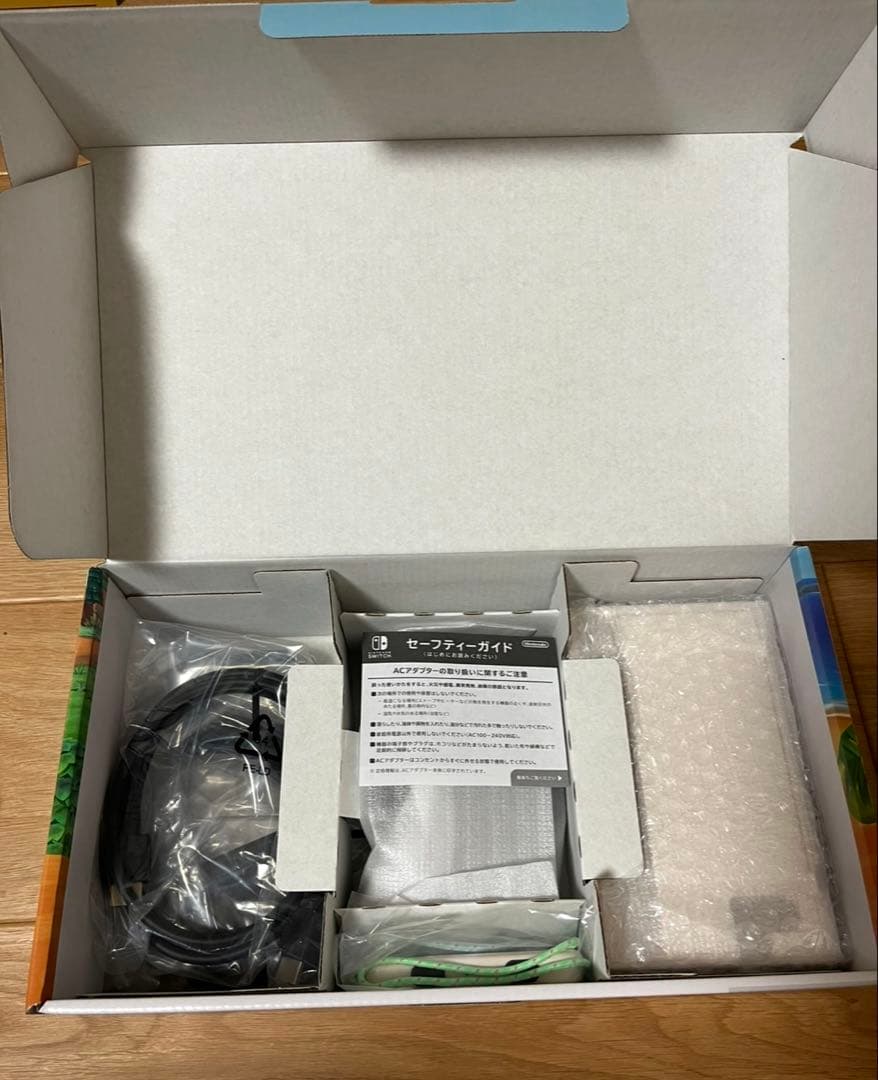 【美品】Nintendo Switch あつまれ どうぶつの森セット