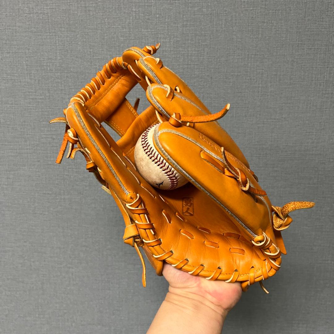 1221 ミズノ グローバルエリート 坂本勇人モデル 極美品 軟式内野手グローブ