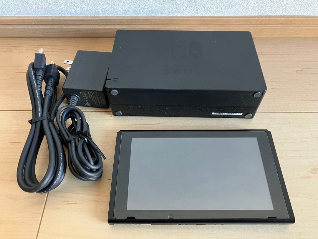 Nintendo Switch XAJ 2017 本体 ドッグ ケーブル