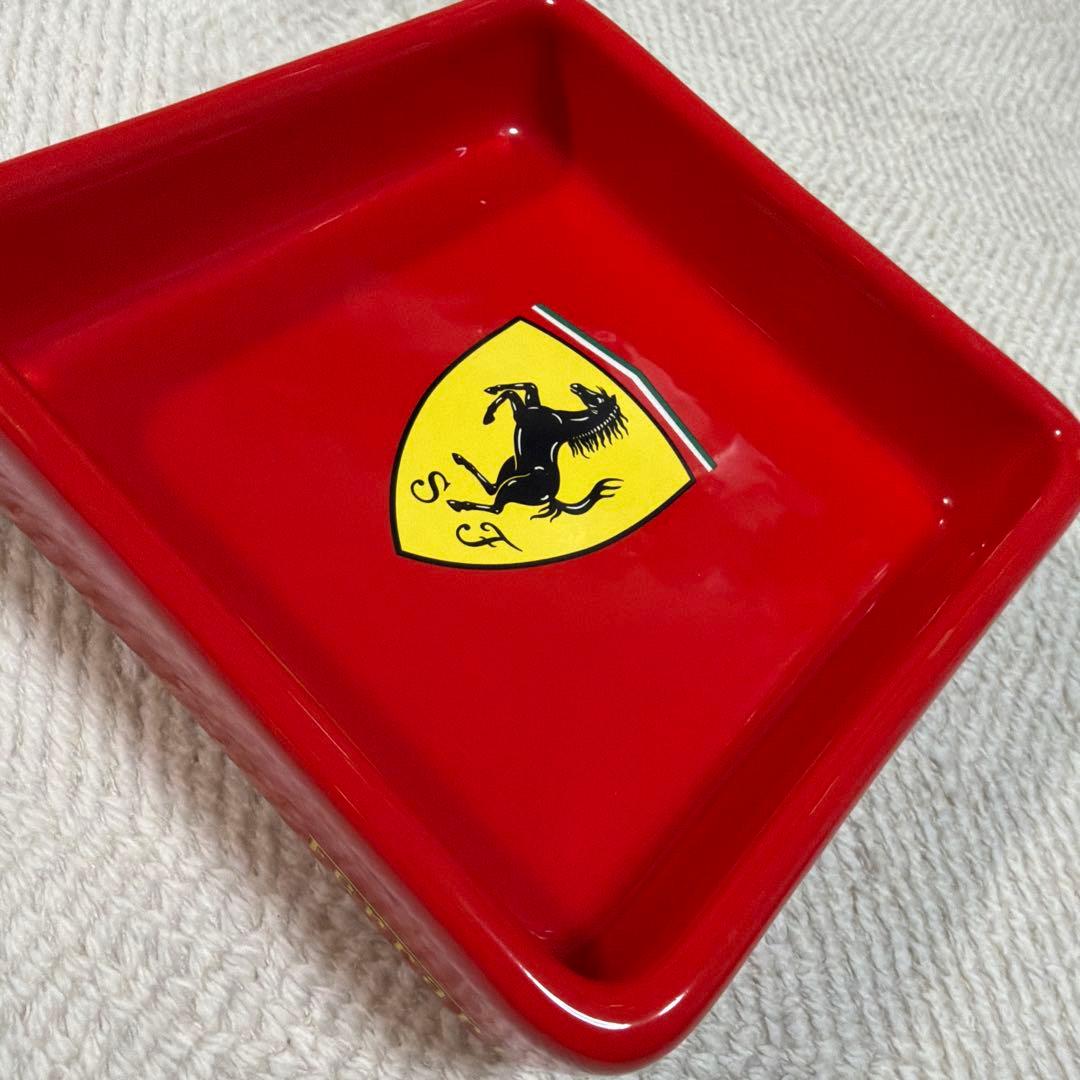 フェラーリ オフィシャル 陶器製 灰皿 アクセサリーケース キーケース